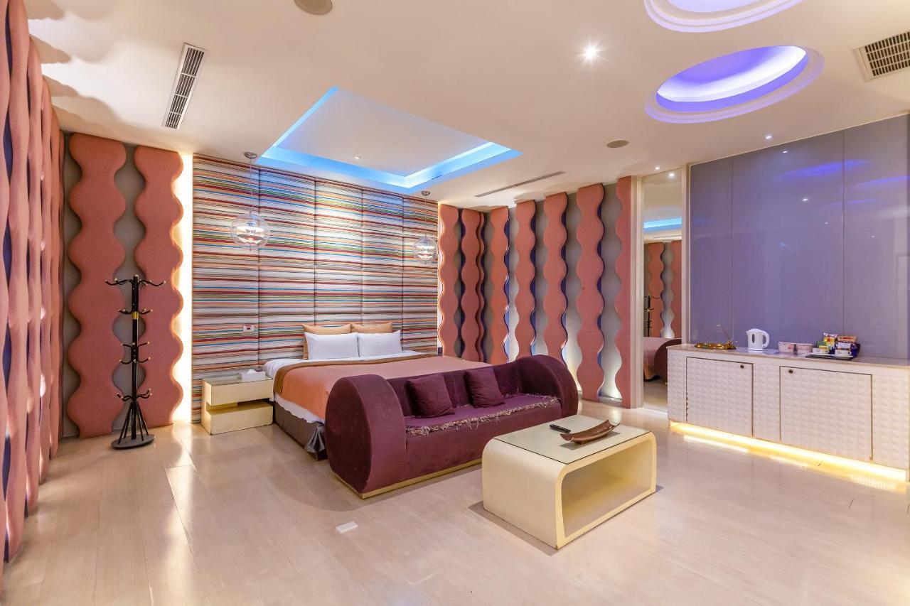 Vogue Boutique Motel Yangmei Екстер'єр фото