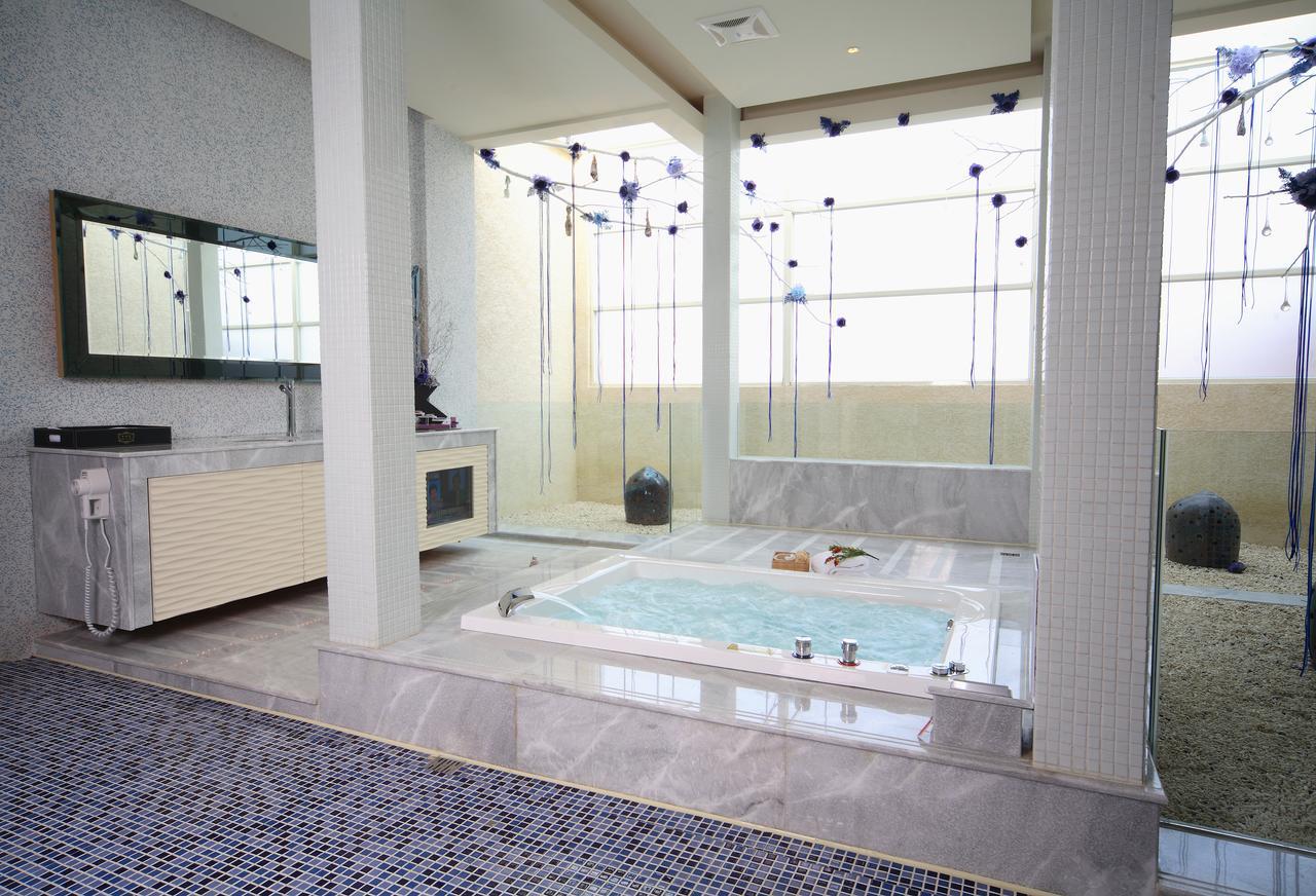 Vogue Boutique Motel Yangmei Екстер'єр фото